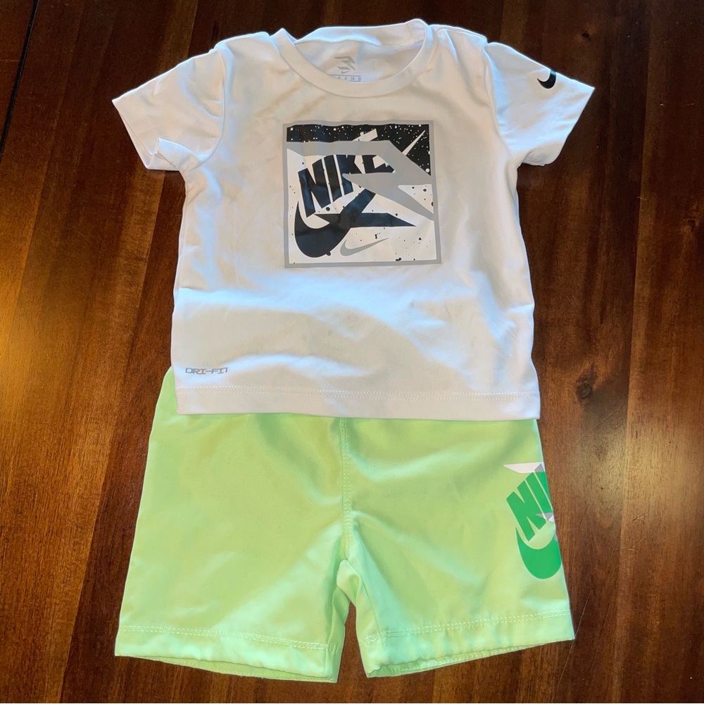 Nike Shirt & Shorts Set! Boys 18M!